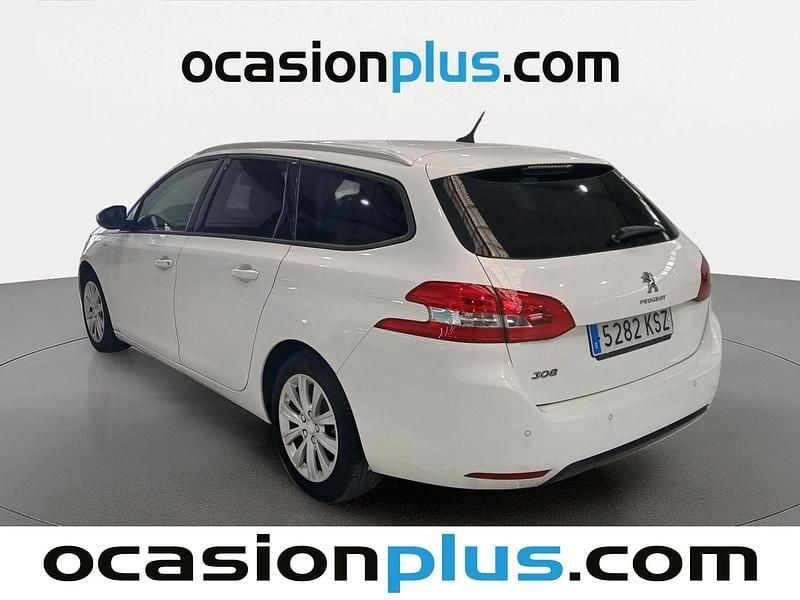 Usado Peugeot 308 SW Style 131 CV (96 kW) 2019 Blanco Familiar