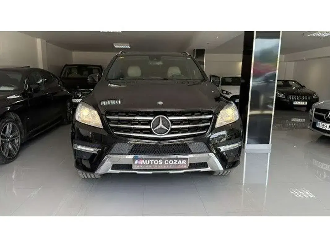 Usado Mercedes ML350 258 CV (189 kW) 2012 Negro SUV