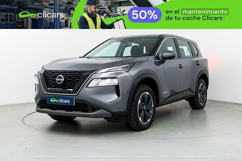 Usado Nissan X-Trail Acenta 213 CV (156 kW) 2025 Gris / plata SUV