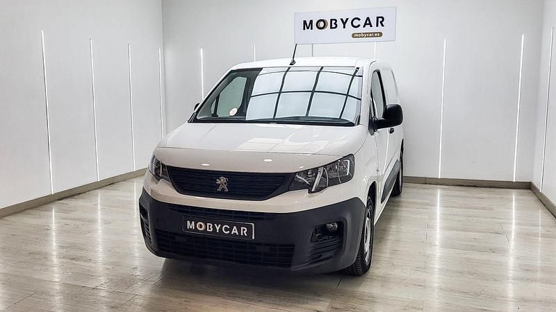 Blanco Usado 2021 Peugeot Partner Monovolumen | 13.500 € (Precio justo) - Imagen 1/4