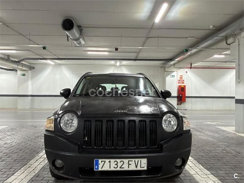 Usado Jeep Compass Limited 140 CV (102 kW) 2007 Negro SUV