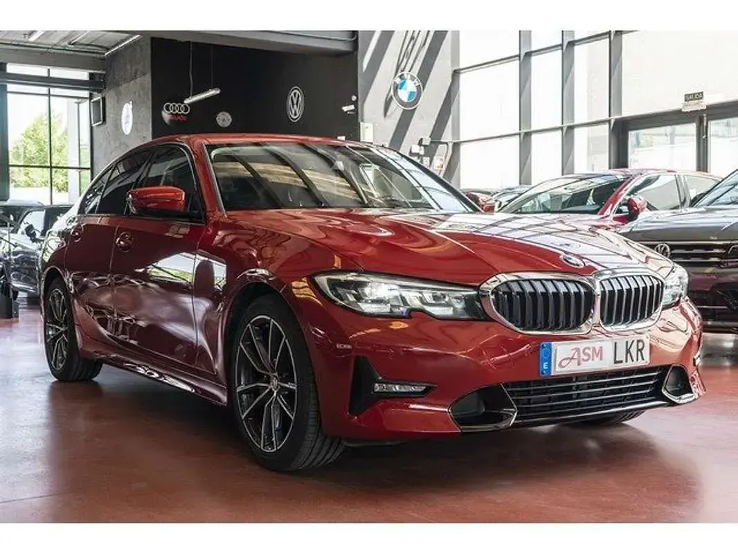 Używany BMW 320 Shadowline 190 KM (139 kW) 2020 Czerwony Sedan/Limuzyna