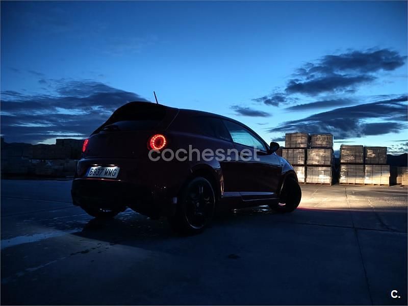 Usado Alfa Romeo MiTo Progression 155 CV (114 kW) 2009 Rojo Utilitario