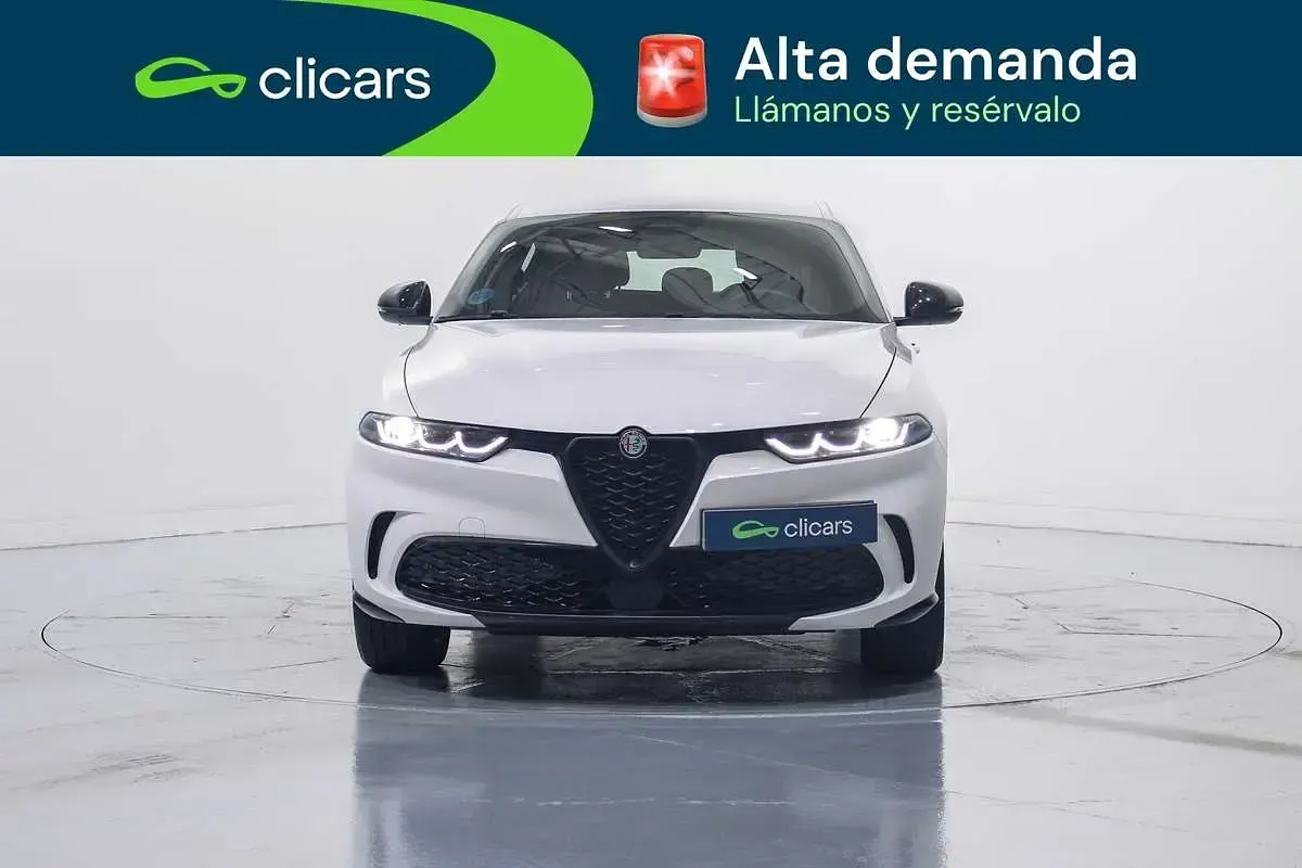 Usado Alfa Romeo Tonale Sprint 160 CV (117 kW) 2025 Blanco SUV