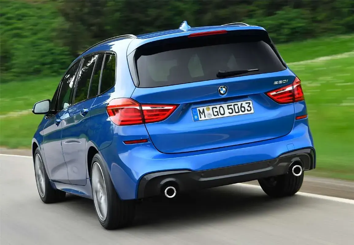 Usado BMW 216 Gran Tourer Advantage 116 CV (85 kW) 2018 Rojo Monovolumen