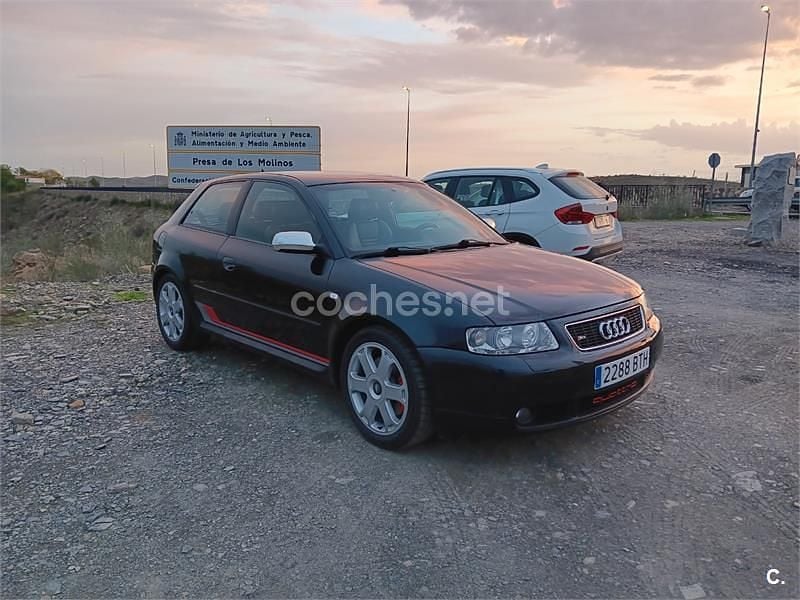 Negro Usado 2002 Audi S3 Berlina | 9500 € - Imagen 1/4