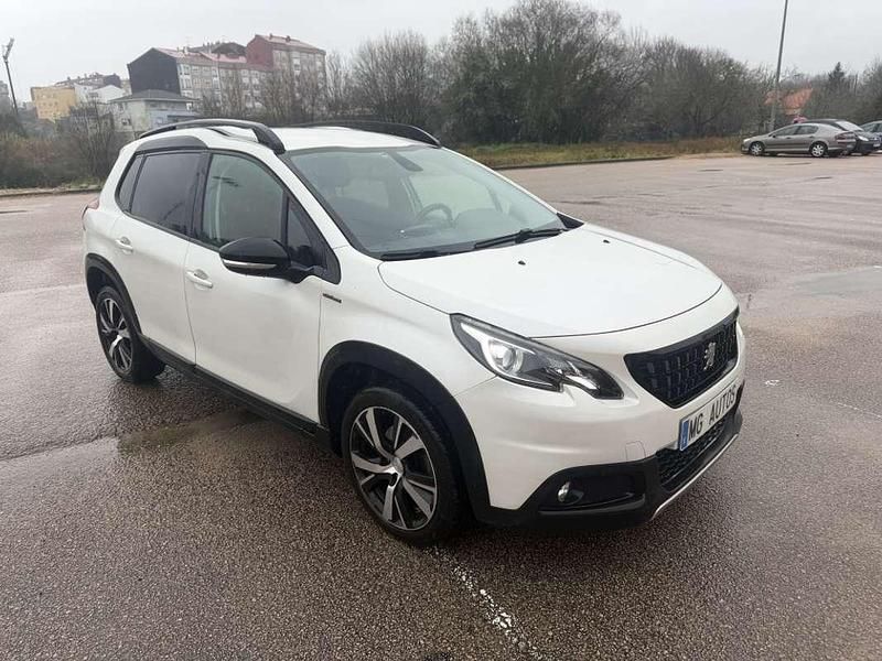 Usado Peugeot 2008 GT-line 120 CV (88 kW) 2019 Blanco SUV