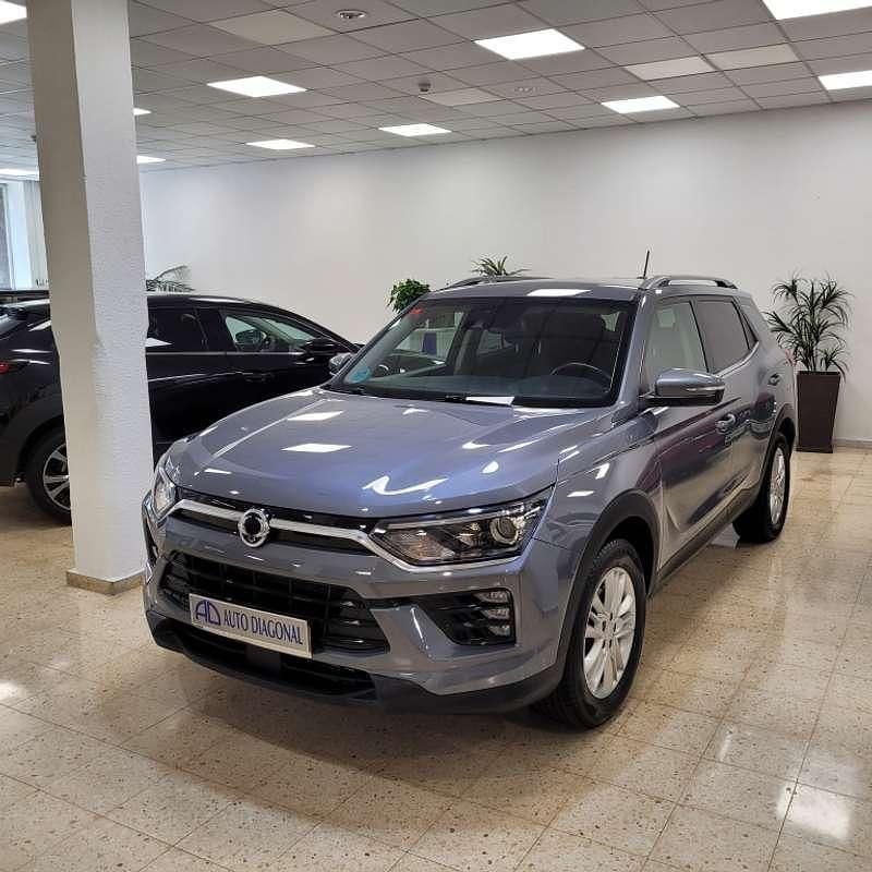 Usado Ssangyong (KGM) Korando 163 CV (119 kW) 2021 Gris SUV