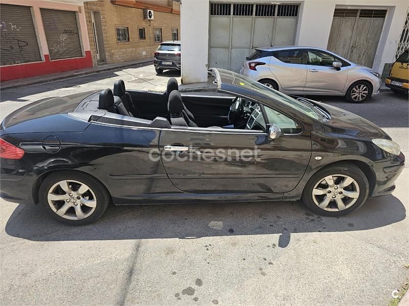 Negro Usado 2007 Peugeot 307 CC Descapotable | 2900 € - Imagen 1/4