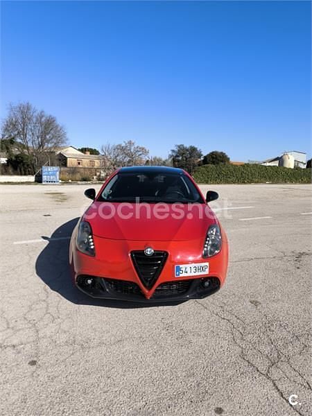 Usado Alfa Romeo Giulietta Progression 105 CV (77 kW) 2014 Rojo Utilitario