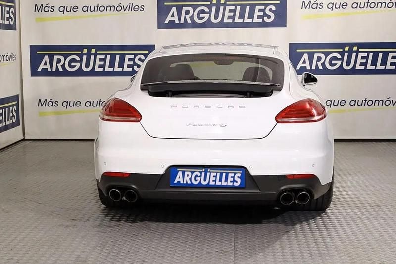 Usado Porsche Panamera 420 CV (308 kW) 2014 Blanco Berlina