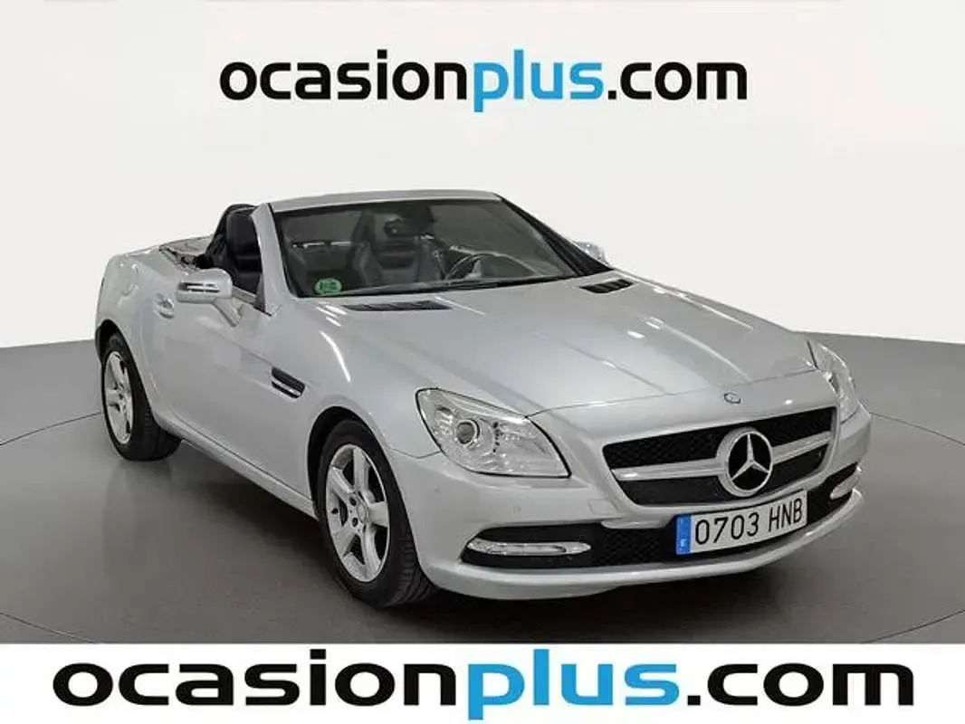 Usado Mercedes SLK200 184 CV (135 kW) 2011 Plateado Descapotable