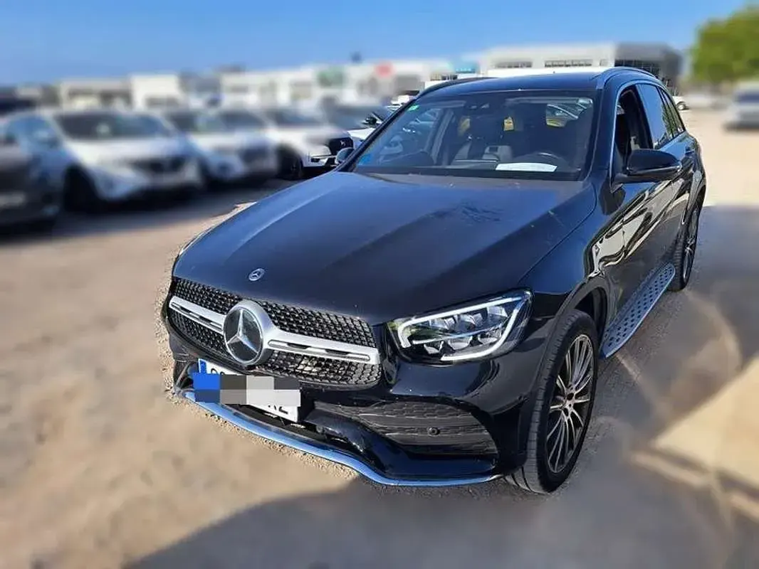 Usado Mercedes GLC300de 306 CV (225 kW) 2022 Negro SUV