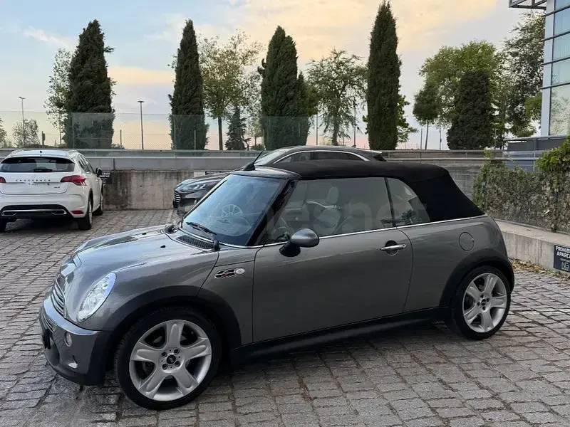 Usado Mini Cooper S Cabriolet 170 CV (125 kW) 2007 Gris / plata Descapotable