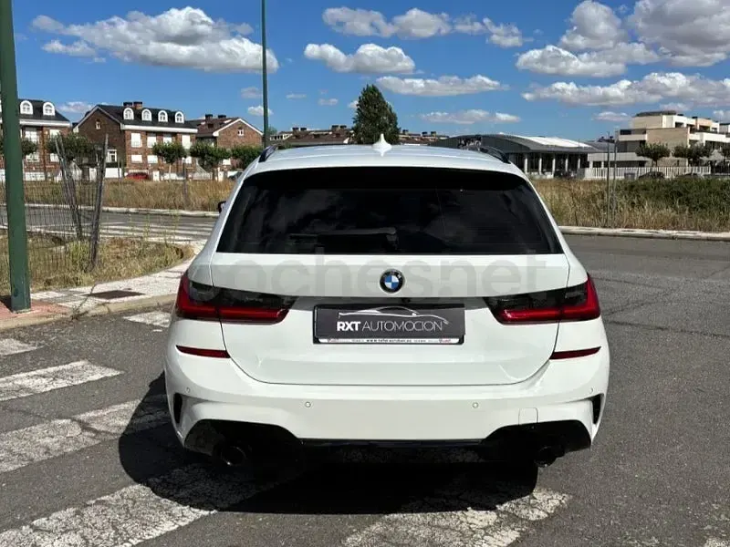 Usado BMW 330 Comfort Edition 265 CV (194 kW) 2020 Blanco Familiar