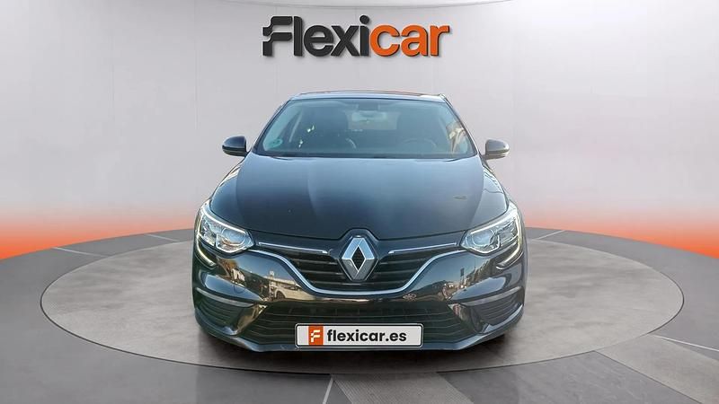 Usado Renault Mégane IV LIMITED 140 CV (102 kW) 2020 Negro Utilitario