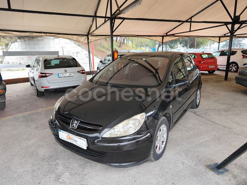 Negro Usado 2002 Peugeot 307 Berlina | 2600 € (Precio justo) - Imagen 1/4