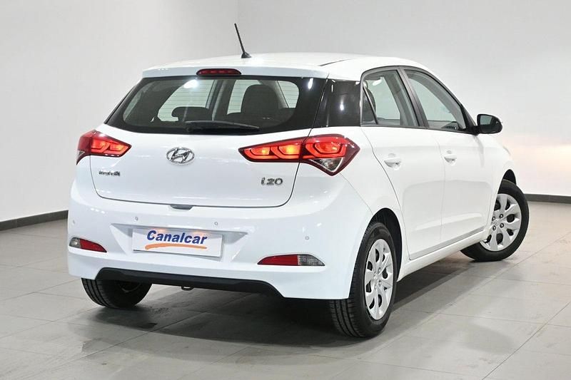 Usado Hyundai i20 Active 82 CV (60 kW) 2017 Blanco