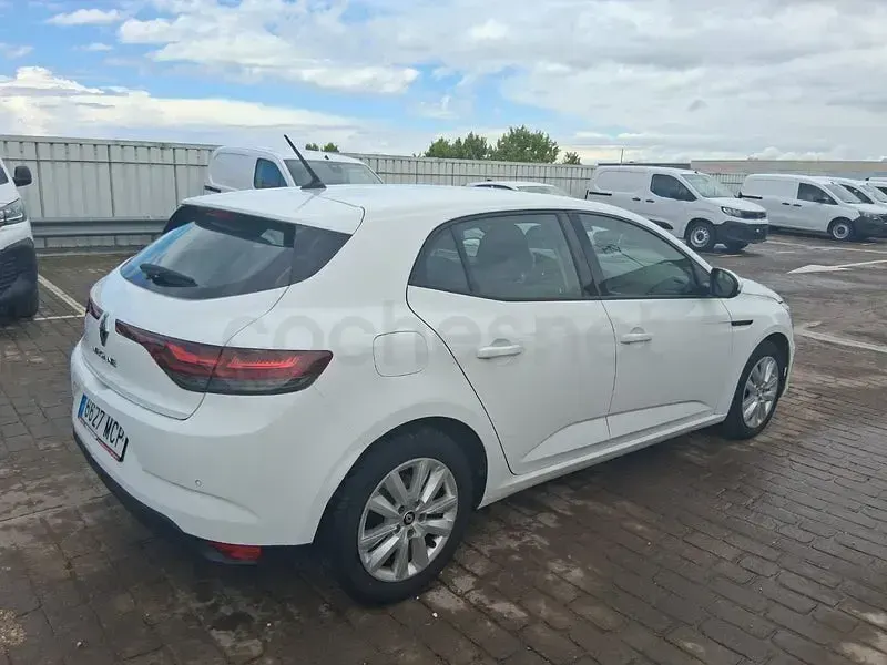 Usado Renault Mégane II Equilibre 140 CV (102 kW) 2022 Blanco Berlina