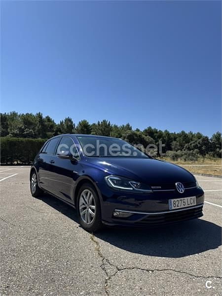Usado VW Golf VIII Advance 130 CV (95 kW) 2020 Azul Berlina