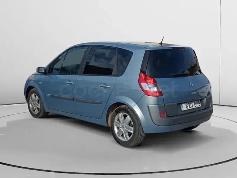 Usado Renault Scénic Dynamique 120 CV (88 kW) 2005 Azul Monovolumen
