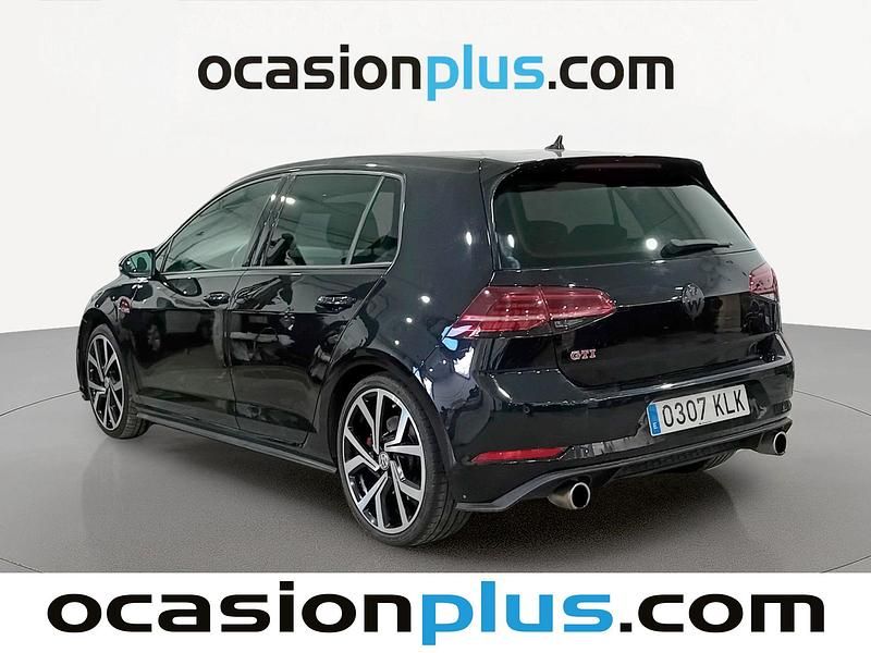 Usado VW Golf VII GTI 245 CV (180 kW) 2018 Negro Utilitario