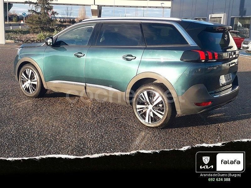 Usado Peugeot 5008 Allure 130 CV (95 kW) 2020 Azul SUV