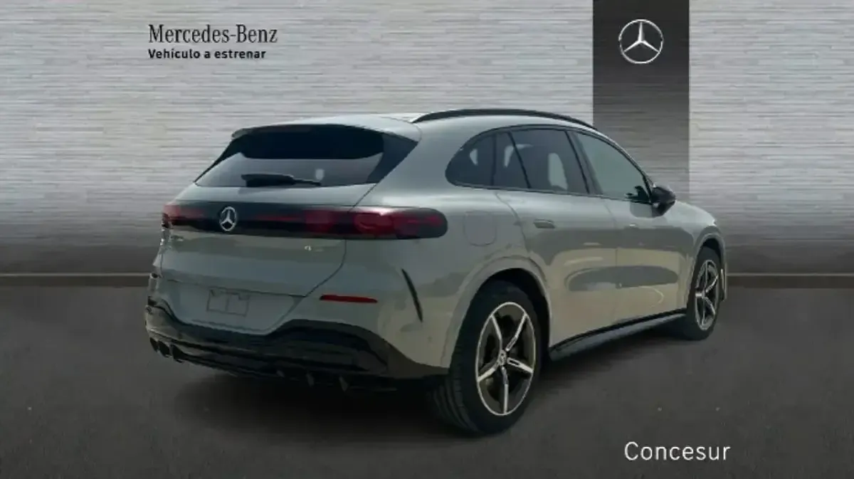 Nuevo Mercedes GLC400d 359 kW (489 CV) 2026 Gris SUV
