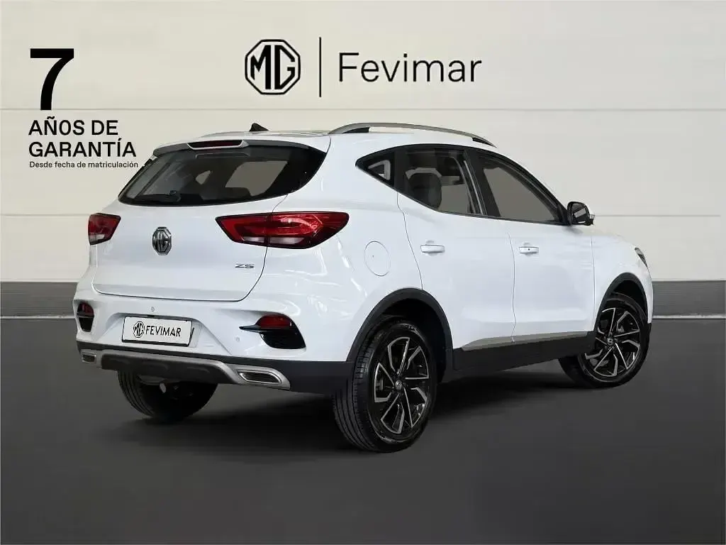 Usado MG ZS Luxury 111 CV (81 kW) 2025 Blanco SUV