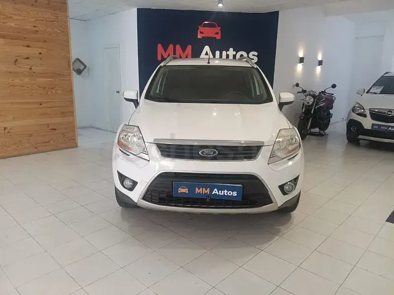 Usado Ford Kuga Trend 136 CV (100 kW) 2009 Blanco SUV
