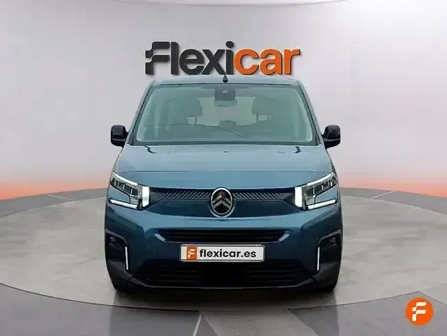 Käytetty Citroën Berlingo 102 HP (75 kW) 2025 Vihreä Tila-auto
