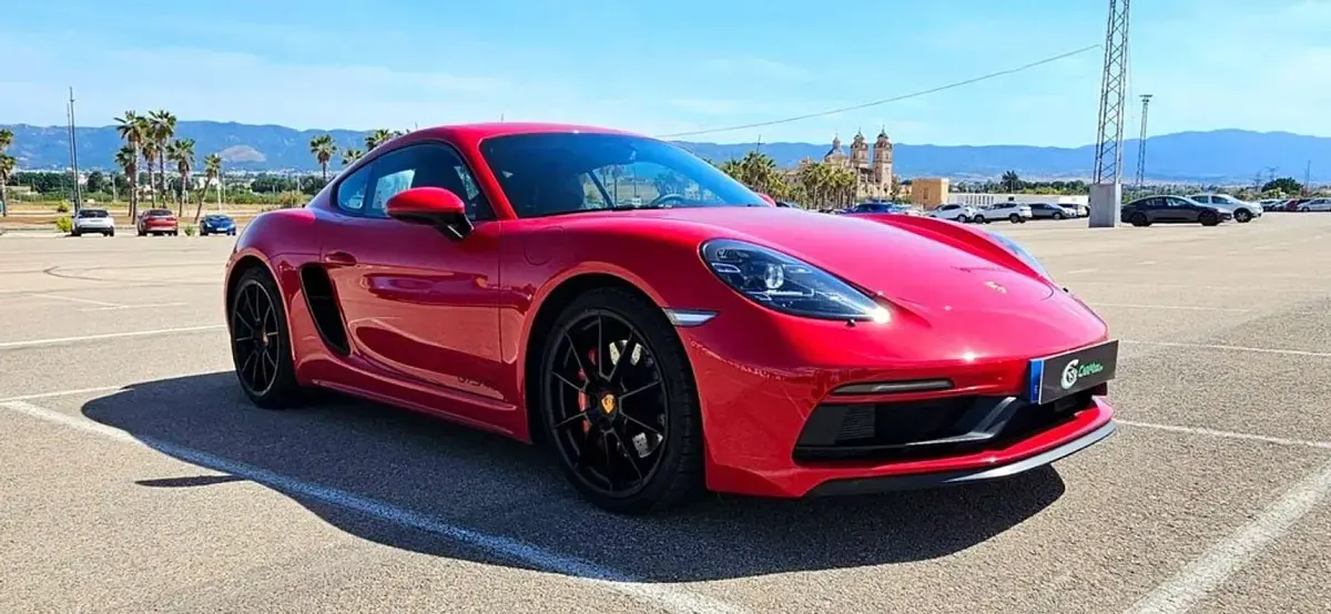 Usado Porsche 718 Cayman GTS 400 CV (294 kW) 2024 Rojo Coupe