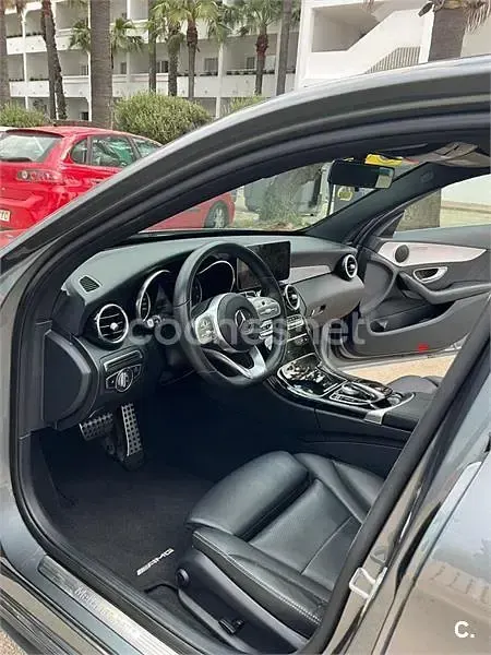 Käytetty Mercedes C220 170 HP (125 kW) 2019 Harmaa Sedan