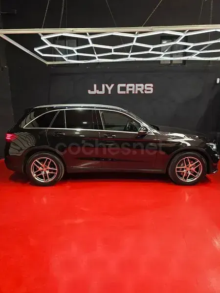 Usado Mercedes GLC220 AMG line 170 CV (125 kW) 2016 Negro SUV