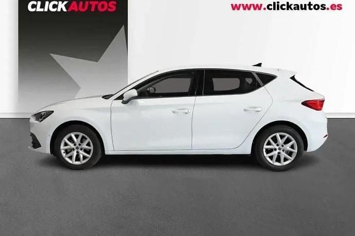Usado Seat Leon Style 150 CV (110 kW) 2025 Blanco Utilitario