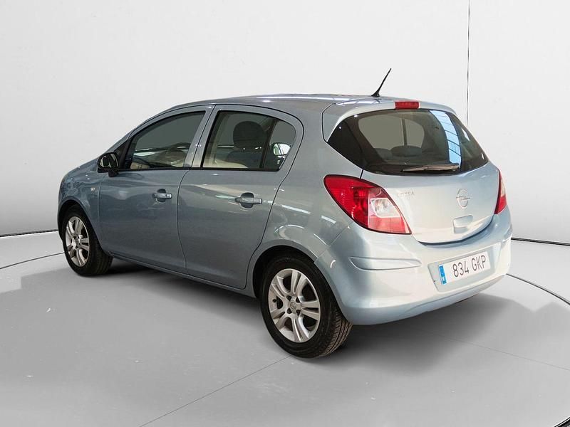 Usado Opel Corsa Enjoy 91 CV (66 kW) 2008 Gris / plata Berlina
