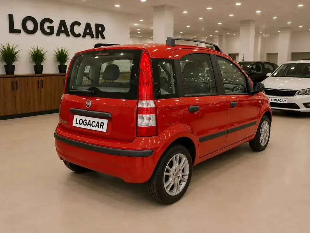 Usado Fiat Panda Dynamic 60 CV (44 kW) 2005 Rojo Utilitario