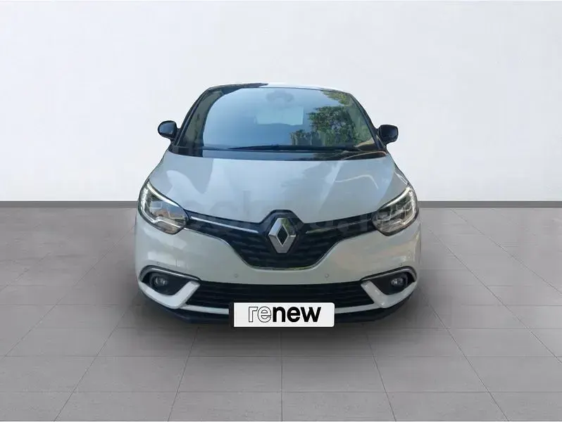 Usado Renault Grand Scénic IV Zen 140 CV (102 kW) 2018 Blanco Monovolumen