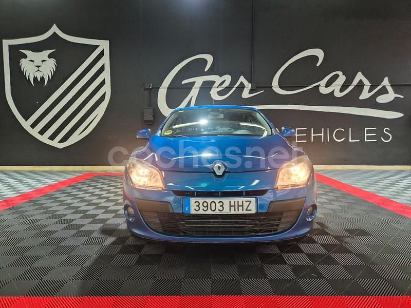 Usado Renault Mégane Dynamique 110 CV (80 kW) 2012 Azul Berlina