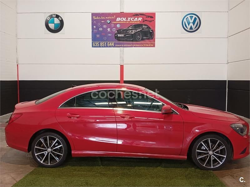 Rojo Usado 2016 Mercedes CLA200 Berlina | 19.995 € (Un poco caro) - Imagen 1/4