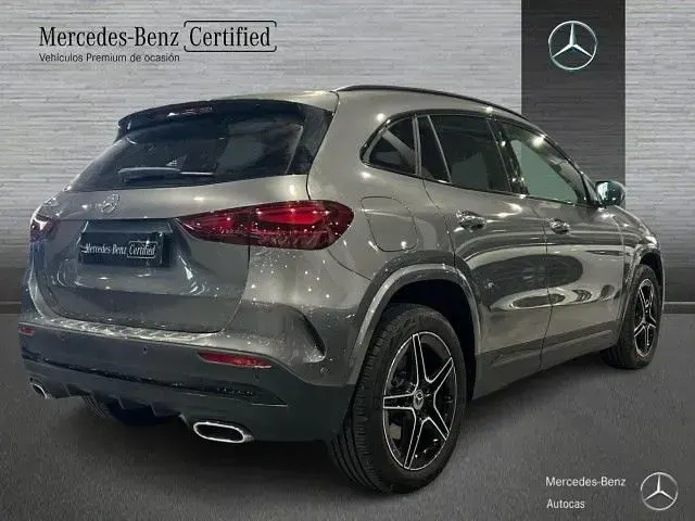 Usado Mercedes GLA250 218 CV (160 kW) 2025 Gris montaña SUV