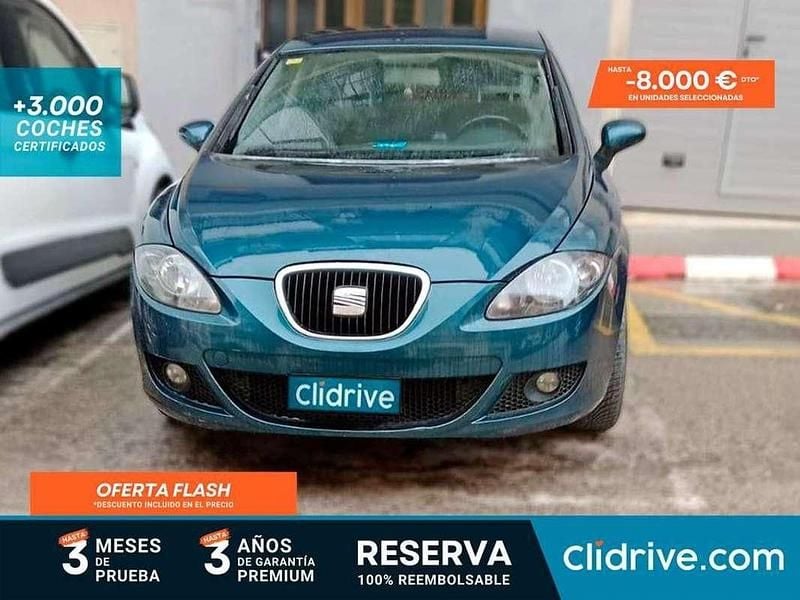 Usado Seat Leon Reference 105 CV (77 kW) 2008 Verde Utilitario