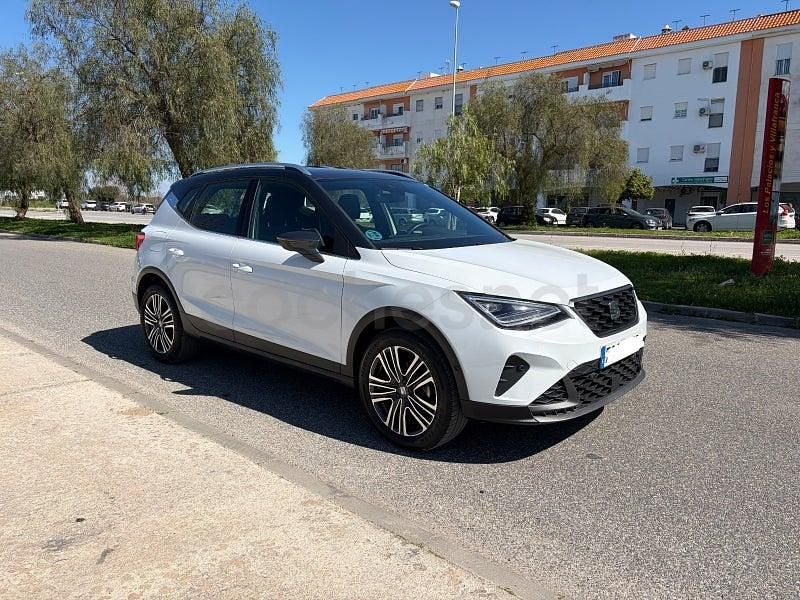 Usado Seat Arona FR 115 CV (84 kW) 2024 Blanco SUV