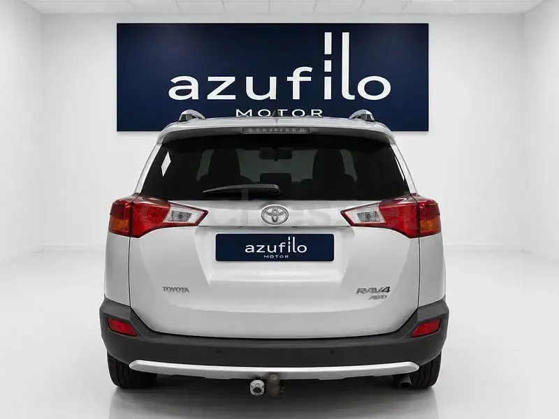 Usado Toyota RAV4 Executive 150 CV (110 kW) 2014 Gris / plata SUV