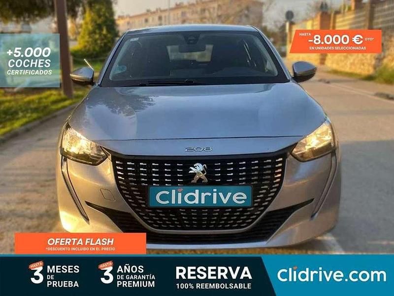 Usado Peugeot 208 GT-line 101 CV (74 kW) 2020 Gris Utilitario