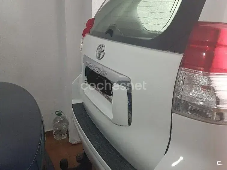 Usado Toyota Land Cruiser 190 CV (139 kW) 2012 Blanco SUV