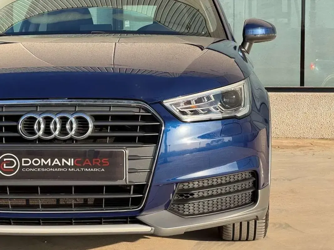 Usado Audi A1 Design 116 CV (85 kW) 2016 Azul Utilitario