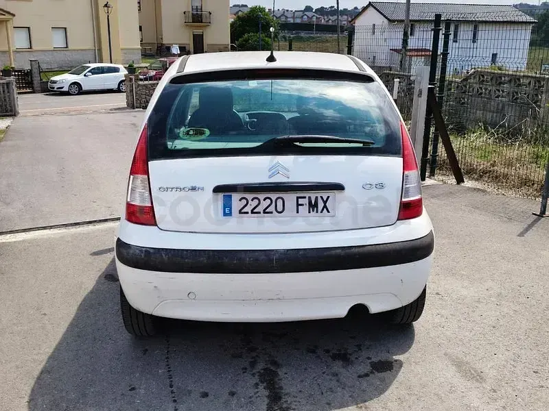 Usado Citroën C3 61 CV (44 kW) 2007 Blanco Berlina