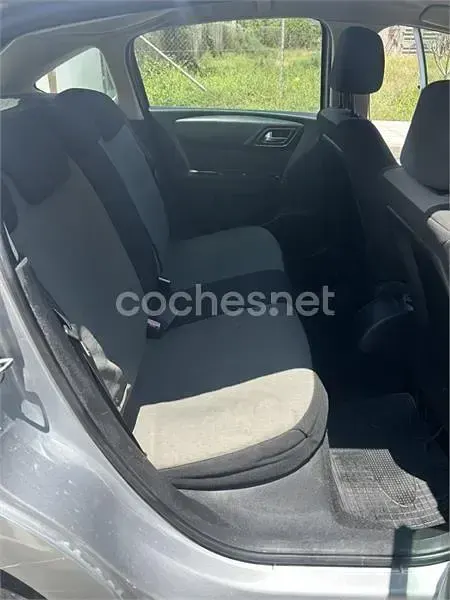 Usado Citroën C4 90 CV (66 kW) 2010 Gris / plata Berlina