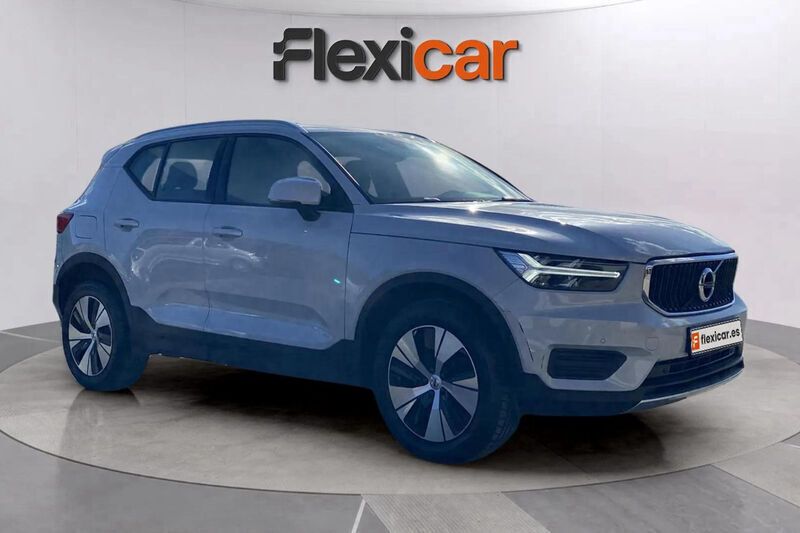 Blanco Usado 2021 Volvo XC40 Momentum SUV | 18.990 € (Buen precio) - Imagen 1/4